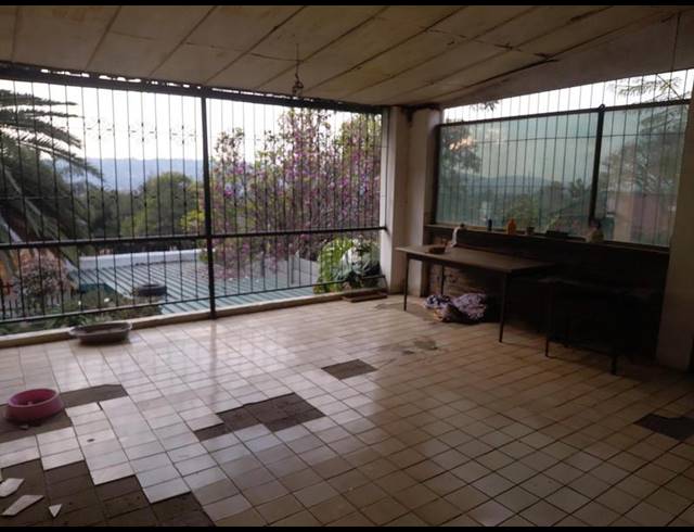 6 BEDROOM HOUSE FOR SALE IN KENSINGTON